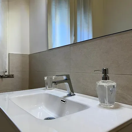 Apartament Lr Deluxe - Casa Holi